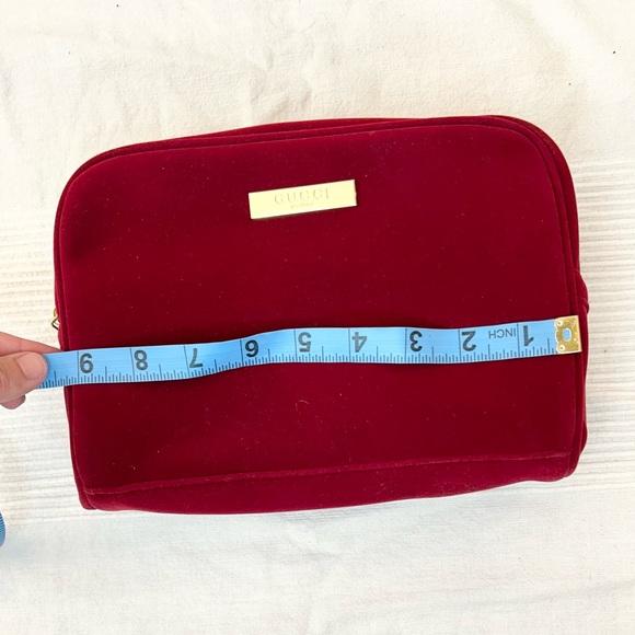Gucci Red Velvet Cosmetics Bag / Clutch - Picture 7 of 16